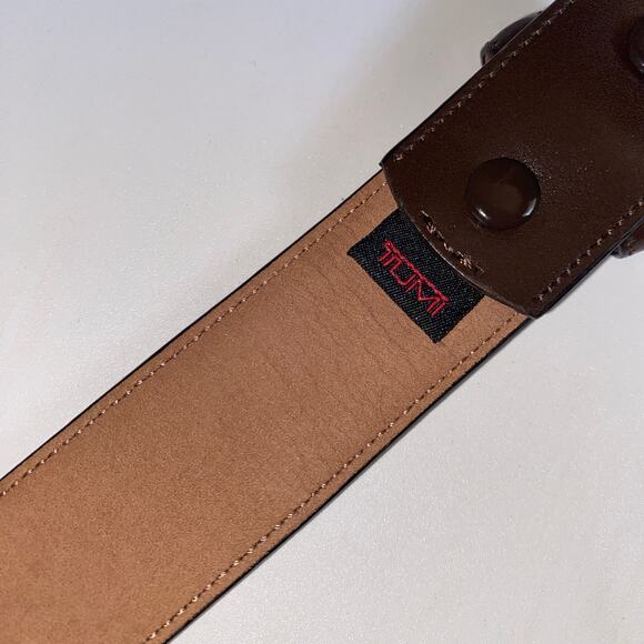 TUMI Brown Genuine Leather Gold-Tone Hardware Belt Men's Size 38 95 15314 - Picture 7 of 7